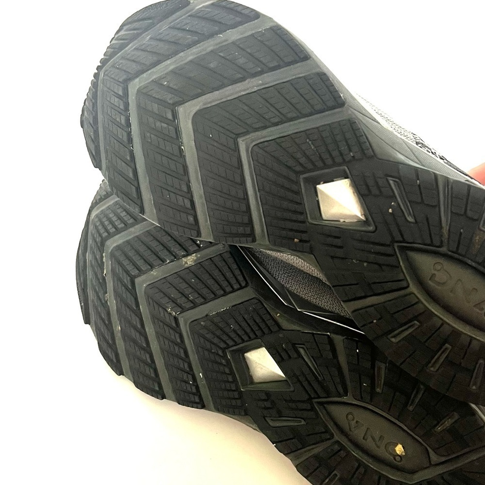 Brooks Ricochet Mens Black Gray Knit Lace Up Athletic Running Shoes Sneakers - Picture 5 of 7